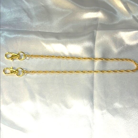 Gold Clutch with Elegant Wristlet Design - Picture 1 of 6
